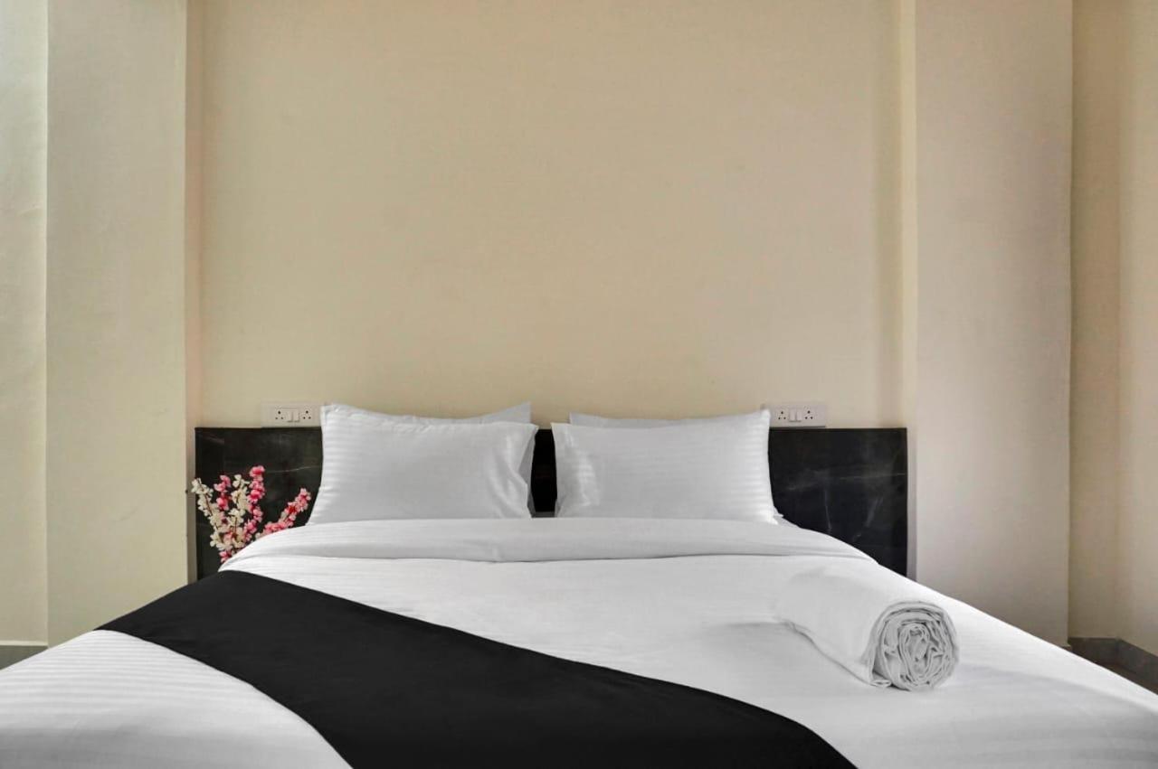 Hotel Paradise-Near Eon It Park Kharadi Pune Exterior photo